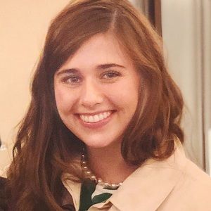 Meet your Posher, Chloe